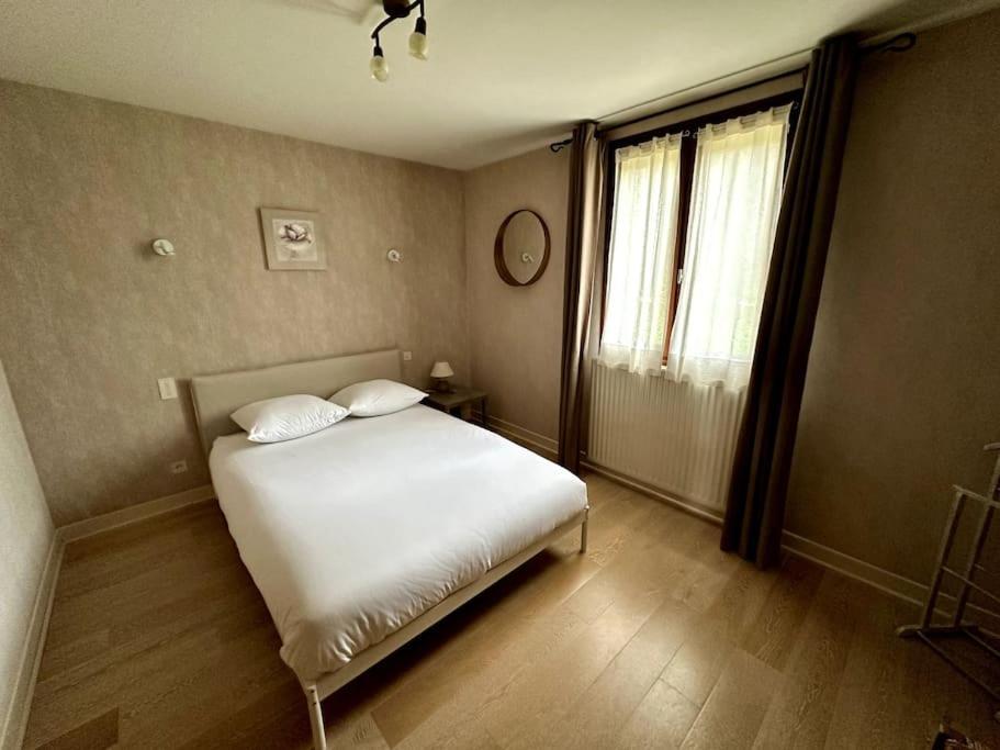 Holiday home Proche Vichy