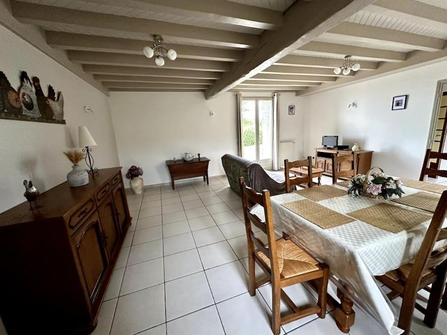 Holiday home Proche Vichy