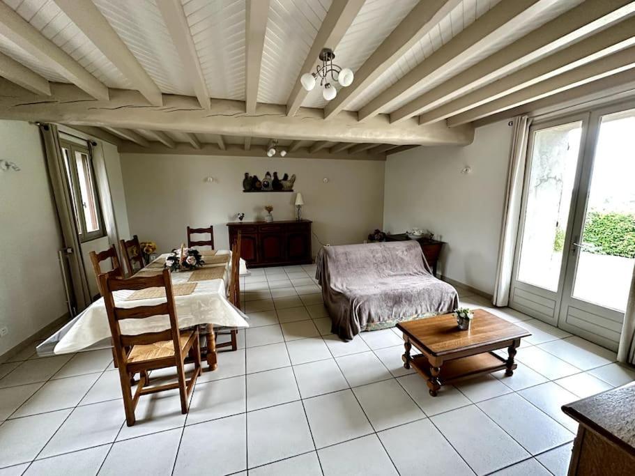 Proche Vichy Ferienhaus Saint-Étienne-de-Vicq